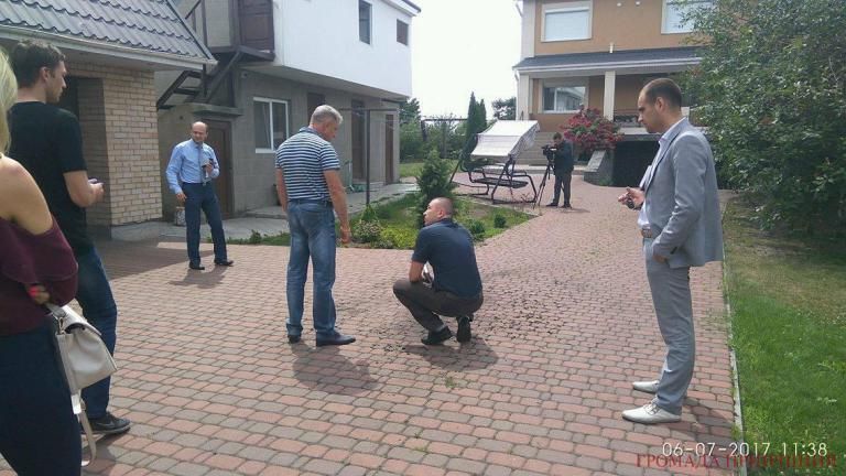На Киевщине во двор депутата бросили гранату