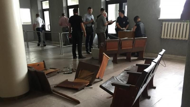 Стало відомо, за яких обставин поранили журналіста на військових навчаннях у Кривому Розі Стало відомо, за яких обставин поранили журналіста на військових навчаннях у Кривому Розі
