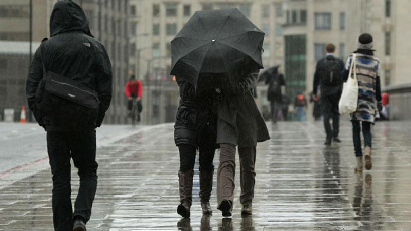 Ухудшение погоды: синоптики рассказали, где ожидать сильные грозы и шквальный ветер