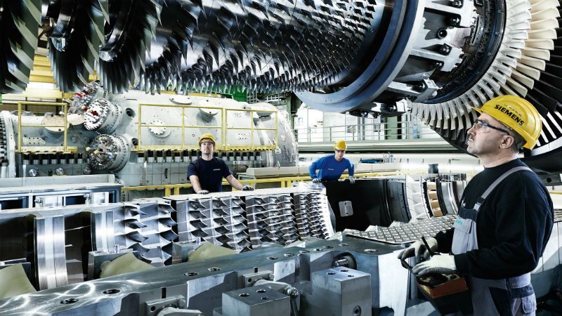 Поставка німецьких турбін в окупований Крим: з'явилася реакція Росії та компанії Siemens Поставка німецьких турбін в окупований Крим: з'явилася реакція Росії та компанії Siemens