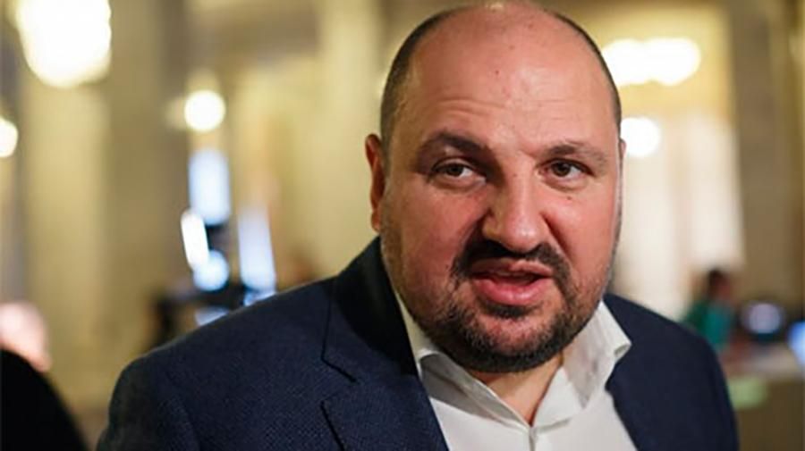 С Розенблата могут снять неприкосновенность: убежит ли нардеп за границу? С Розенблата могут снять неприкосновенность: убежит ли нардеп за границу?