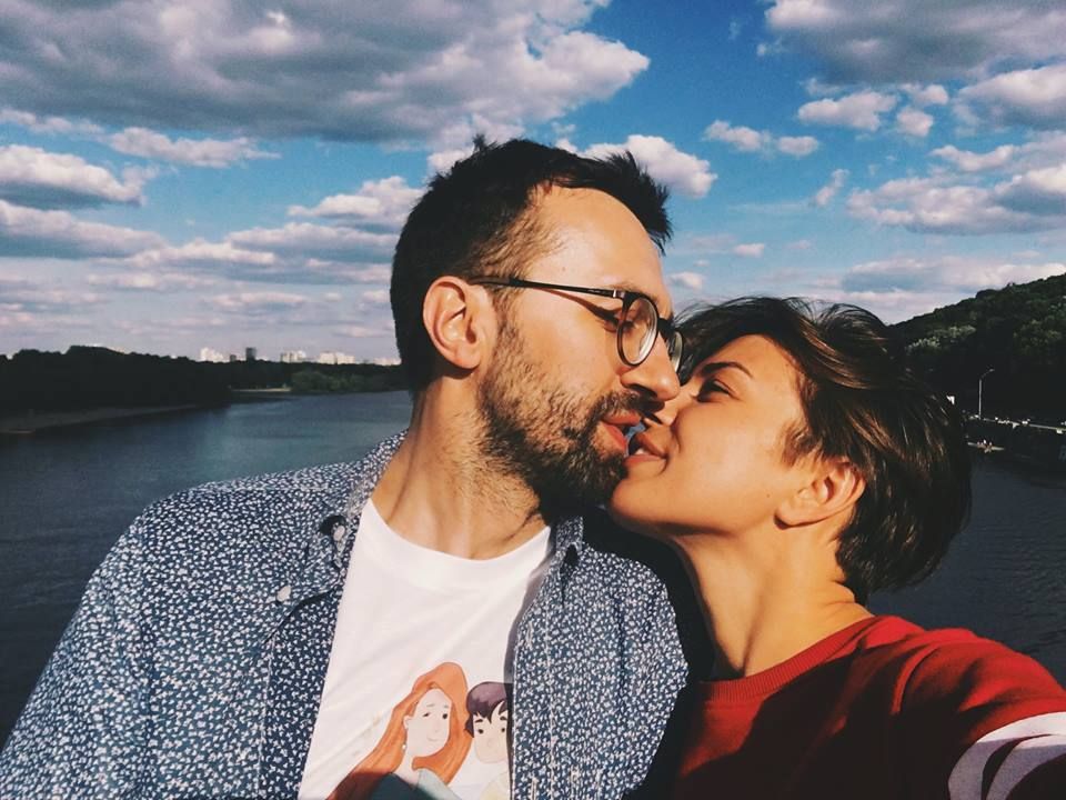 Сергій Лещенко та Анастасія Топольська одружуються: фотофакт
