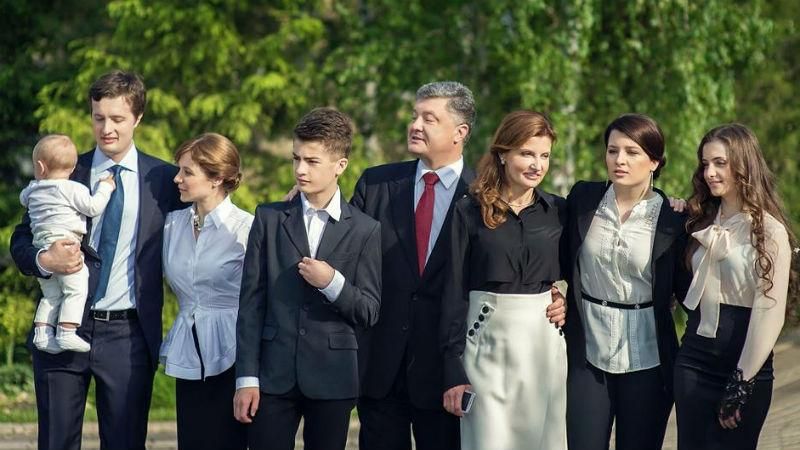 День семьи. Порошенко поделился семейной идиллией День семьи. Порошенко поделился семейной идиллией