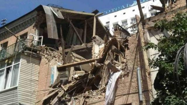 Вибух будинку у Києві: кількість загиблих зросла Вибух будинку у Києві: кількість загиблих зросла