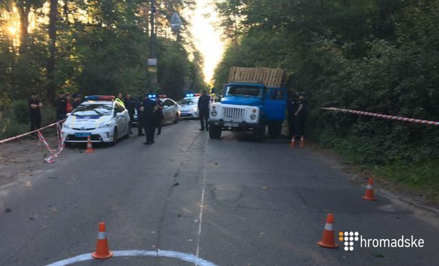 Збройна сутичка спалахнула під Києвом: опубліковані фото Збройна сутичка спалахнула під Києвом: опубліковані фото