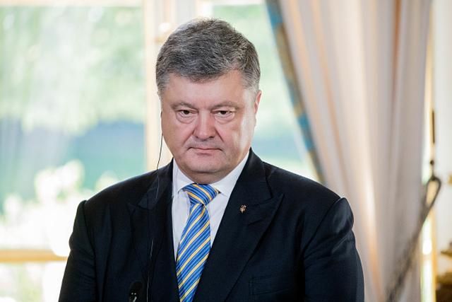 Переговоры в "нормандском формате": Порошенко назвал дату Переговоры в "нормандском формате": Порошенко назвал дату