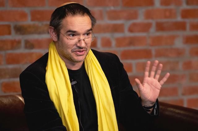 Умерший российский блогер Носик негативно высказывался об украинцах, – воспоминания Муждабаева Умерший российский блогер Носик негативно высказывался об украинцах, – воспоминания Муждабаева