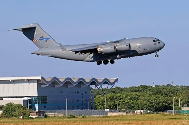 Авіація НАТО в Одесі