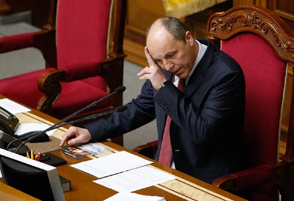 Парубій підрахував заробітки на депутатах-прогульниках: цифра вражає Парубій підрахував заробітки на депутатах-прогульниках: цифра вражає