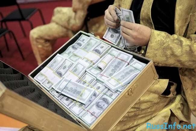 В Росії загрозливо зріс відтік капіталу В Росії загрозливо зріс відтік капіталу