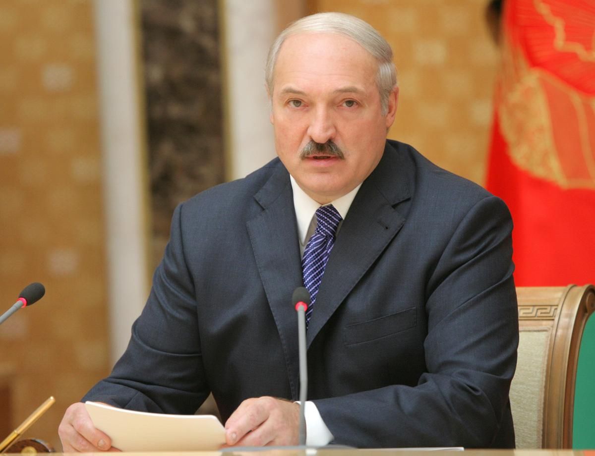 Лукашенко назвав російську мову "білоруським національним надбанням"