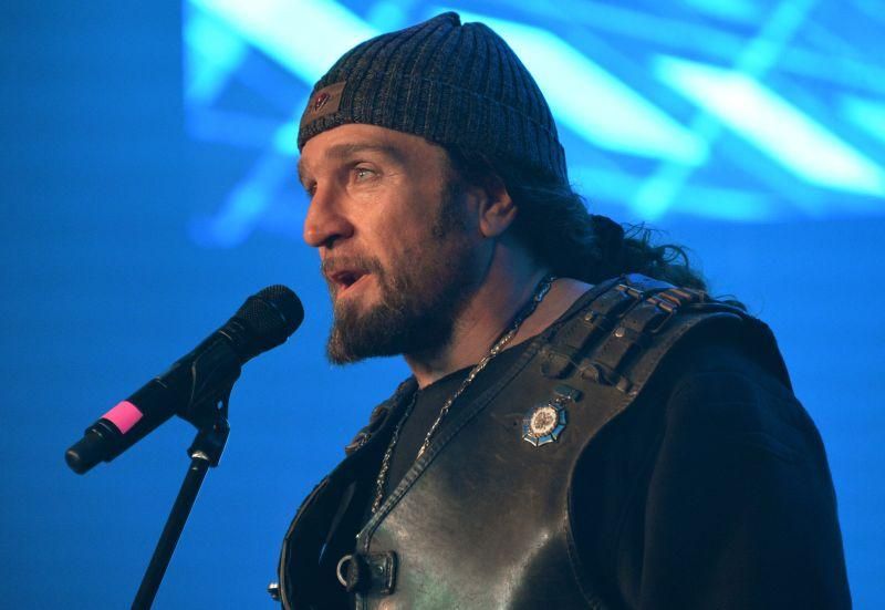 Скандальний байкер Путіна обізвав Меркель "маріонеткою", а США – лайном Скандальний байкер Путіна обізвав Меркель "маріонеткою", а США – лайном