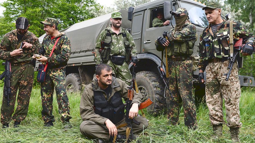 Волонтер показал, как украинские воины отвечают террористам