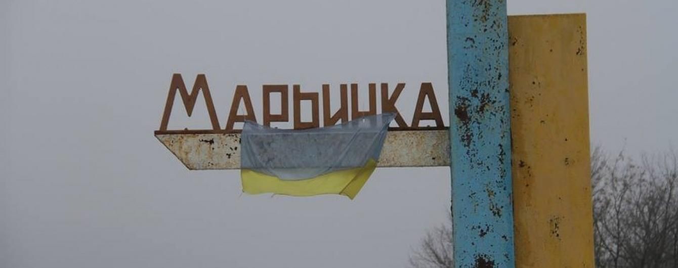 Боевики во второй раз обстреляли жилой сектор Марьинки Боевики во второй раз обстреляли жилой сектор Марьинки