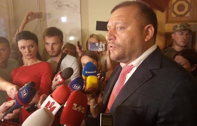 Добкин прокомментировал снятие с него неприкосновенности: "Это была чистая политика и ничего больше" Добкин прокомментировал снятие с него неприкосновенности: "Это была чистая политика и ничего больше"