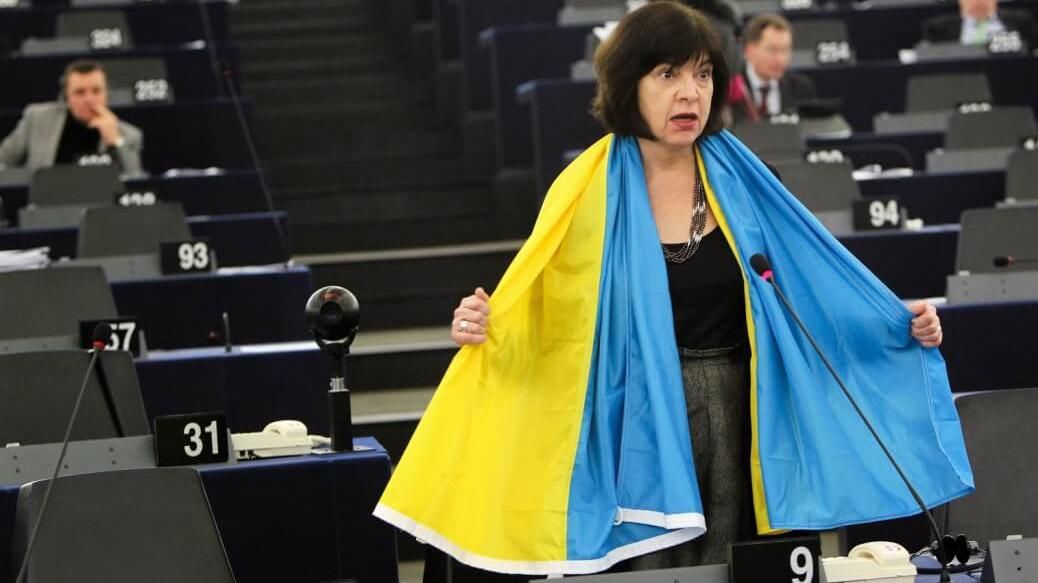 Позиція Юнкера щодо Антикорупційного суду в Україні обурила депутата Європарламенту