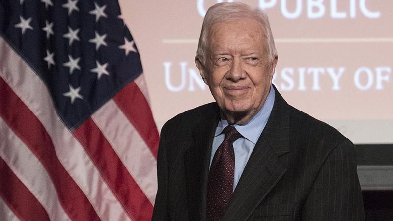 Колишнього президента США госпіталізували Колишнього президента США госпіталізували