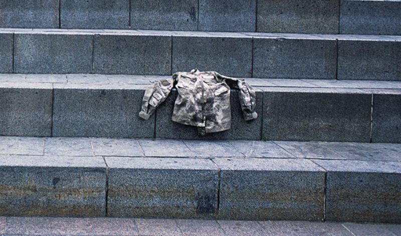 Самотність, непотрібність та відчуження бійців АТО: коли позаду війна, а попереду – пустка Самотність, непотрібність та відчуження бійців АТО: коли позаду війна, а попереду – пустка