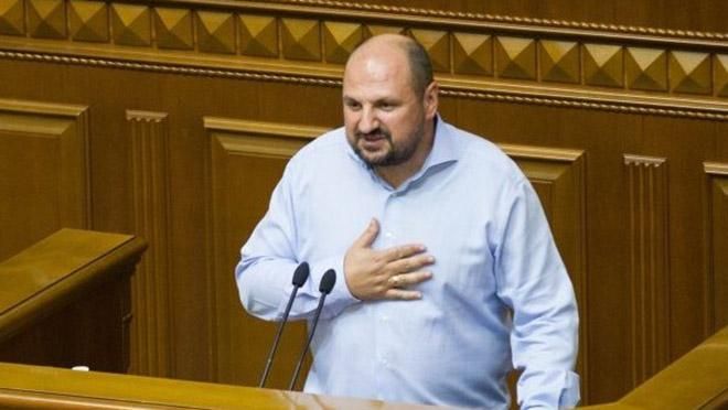 Виновным себя не считаю, паспорта не сдам: Розенблат пришел на допрос в НАБУ Виновным себя не считаю, паспорта не сдам: Розенблат пришел на допрос в НАБУ