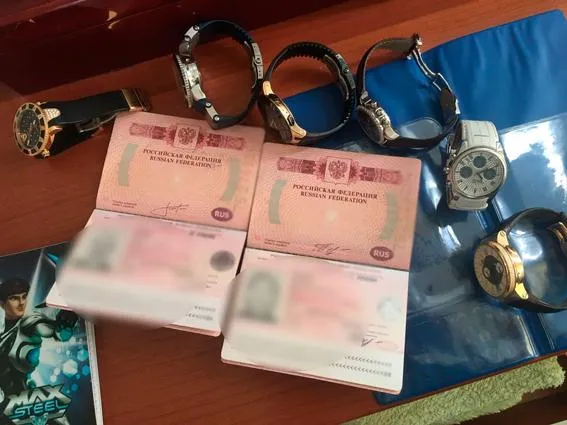 Посадовці Посадовці