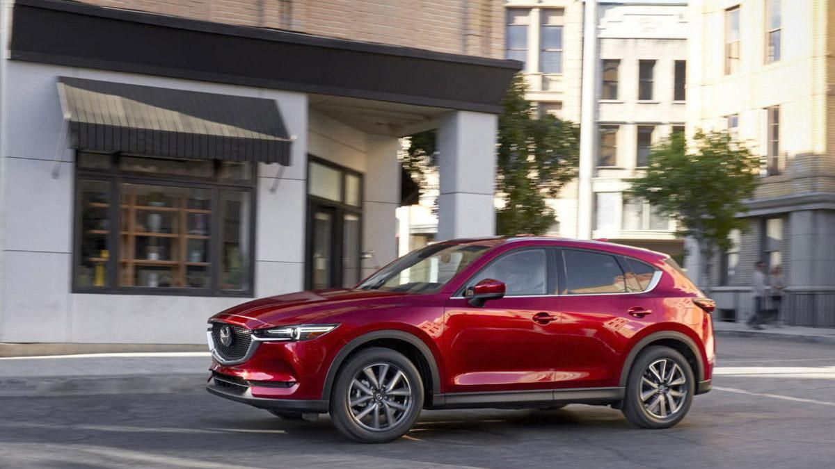 Оновлена Mazda СХ-5 приємно здивувала дизайном і технологіями