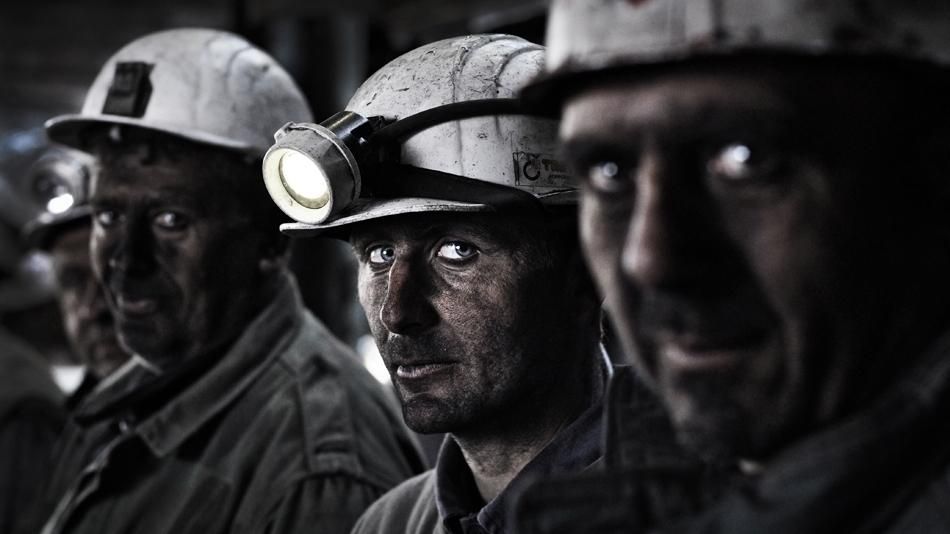 Страйк під землею влаштували шахтарі на Донбасі: озвучено вимоги