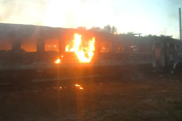 Загорілись два вагони електропоїзда