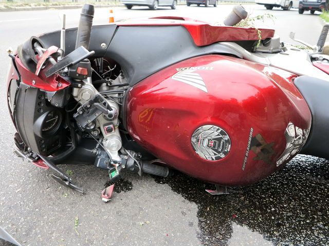 В Києві трапилась смертельна ДТП: репортаж з місця події В Києві трапилась смертельна ДТП: репортаж з місця події