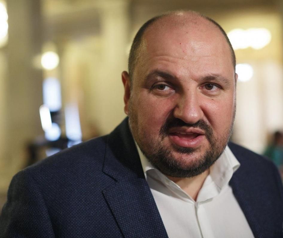 Розенблат накинувся зі звинуваченнями на Холодницького Розенблат накинувся зі звинуваченнями на Холодницького