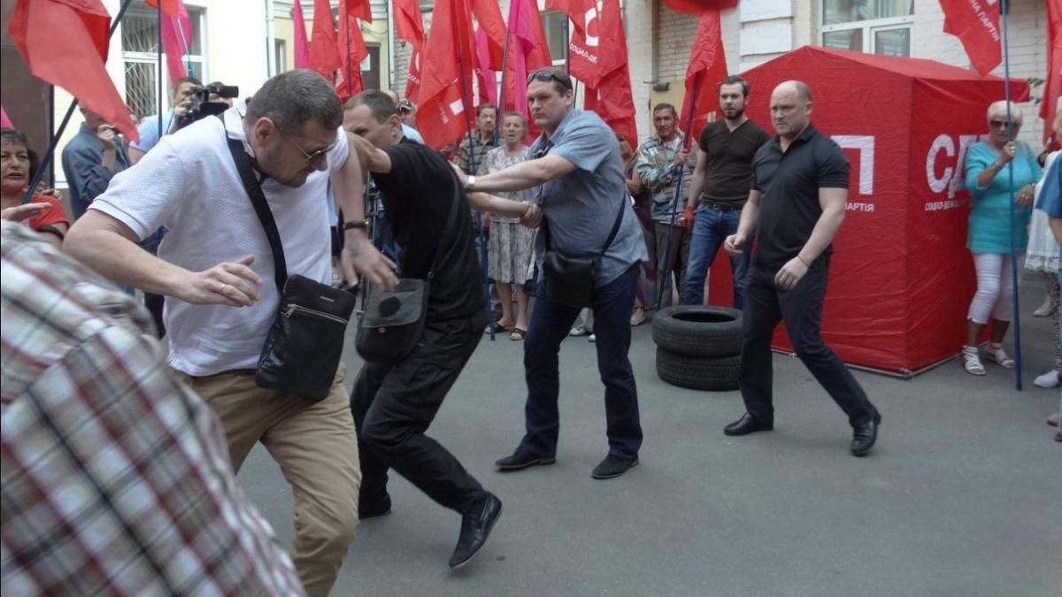 Драка Мосийчука и Каплина: опубликовано видео Драка Мосийчука и Каплина: опубликовано видео