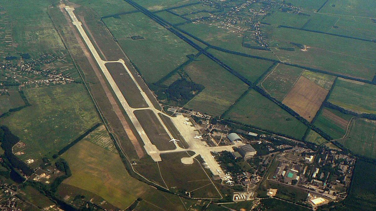 "Антонов" відреагував на пропозицію обслуговувати Ryanair у Гостомелі "Антонов" відреагував на пропозицію обслуговувати Ryanair у Гостомелі