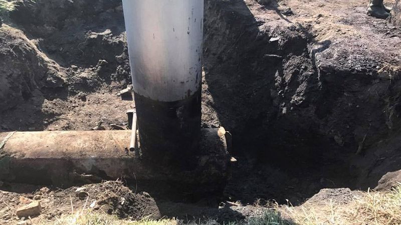 Прорив нафтопроводу в Одесі: з'явилися фото та відео аварії