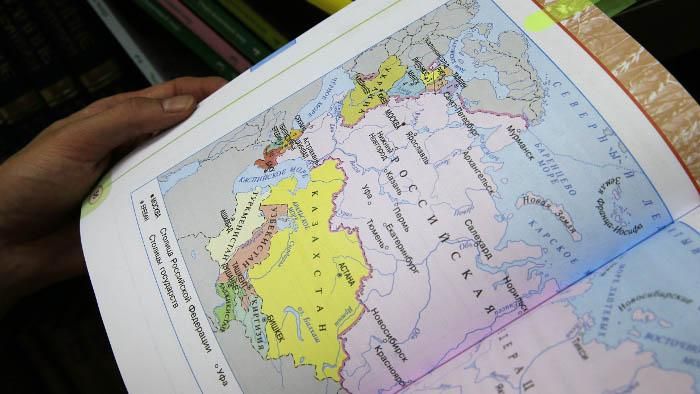 Анексію Криму впишуть у шкільну програму Росії Анексію Криму впишуть у шкільну програму Росії