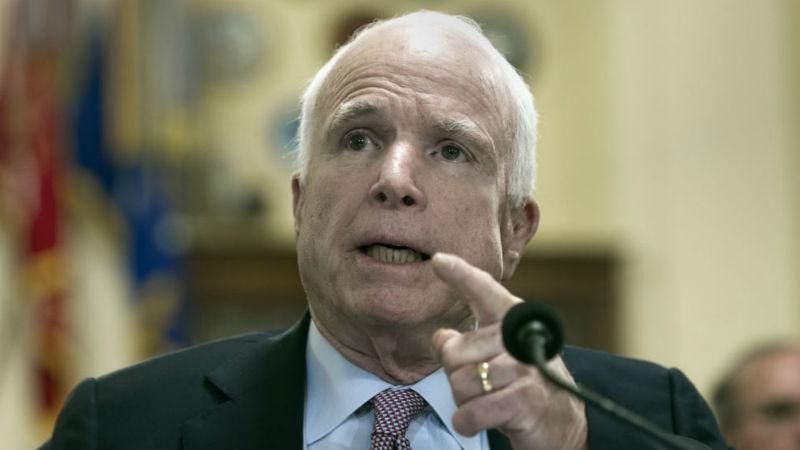 Онкохворий сенатор Маккейн зробив гучну заяву щодо своєї посади Онкохворий сенатор Маккейн зробив гучну заяву щодо своєї посади