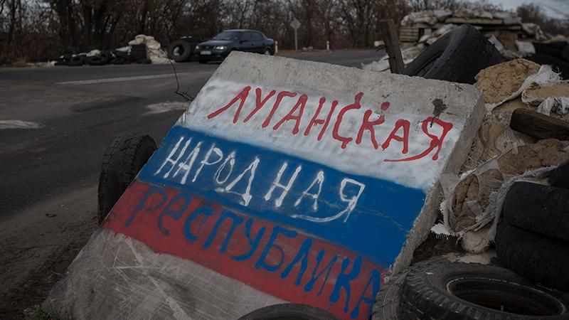 Невідомі у військовій формі викрали бізнесмена в окупованому Луганську 