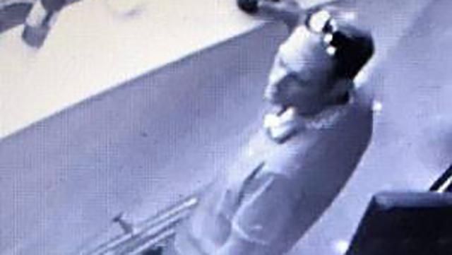 Зловмисник задушив двох дівчат у Маріуполі і підпалив їх тіла у багатоповерхівці Зловмисник задушив двох дівчат у Маріуполі і підпалив їх тіла у багатоповерхівці