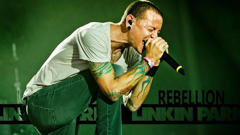 Лидер группы Linkin Park Честер Беннингтон покончил с жизнью самоубийством, – СМИ