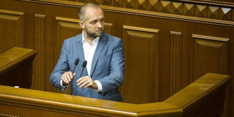 Суд обирає Полякову запобіжний захід: нардеп прибув до зали суду Суд обирає Полякову запобіжний захід: нардеп прибув до зали суду