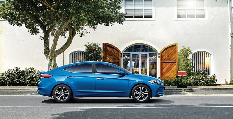 Цена на Hyundai Elantra собралась в отпуск Цена на Hyundai Elantra собралась в отпуск