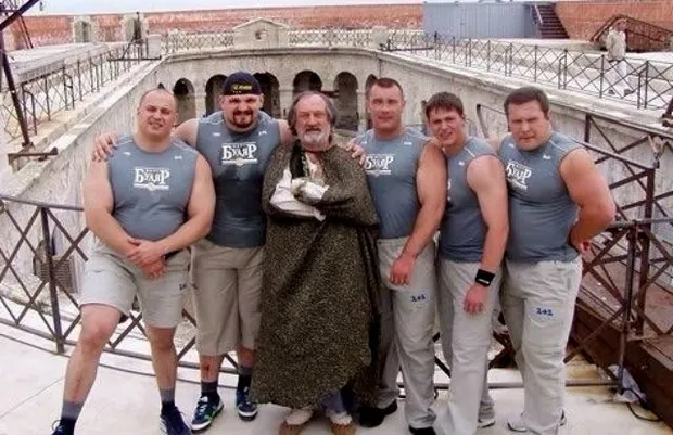 Ступка у ролі мудрого Мольфара Ступка у ролі мудрого Мольфара