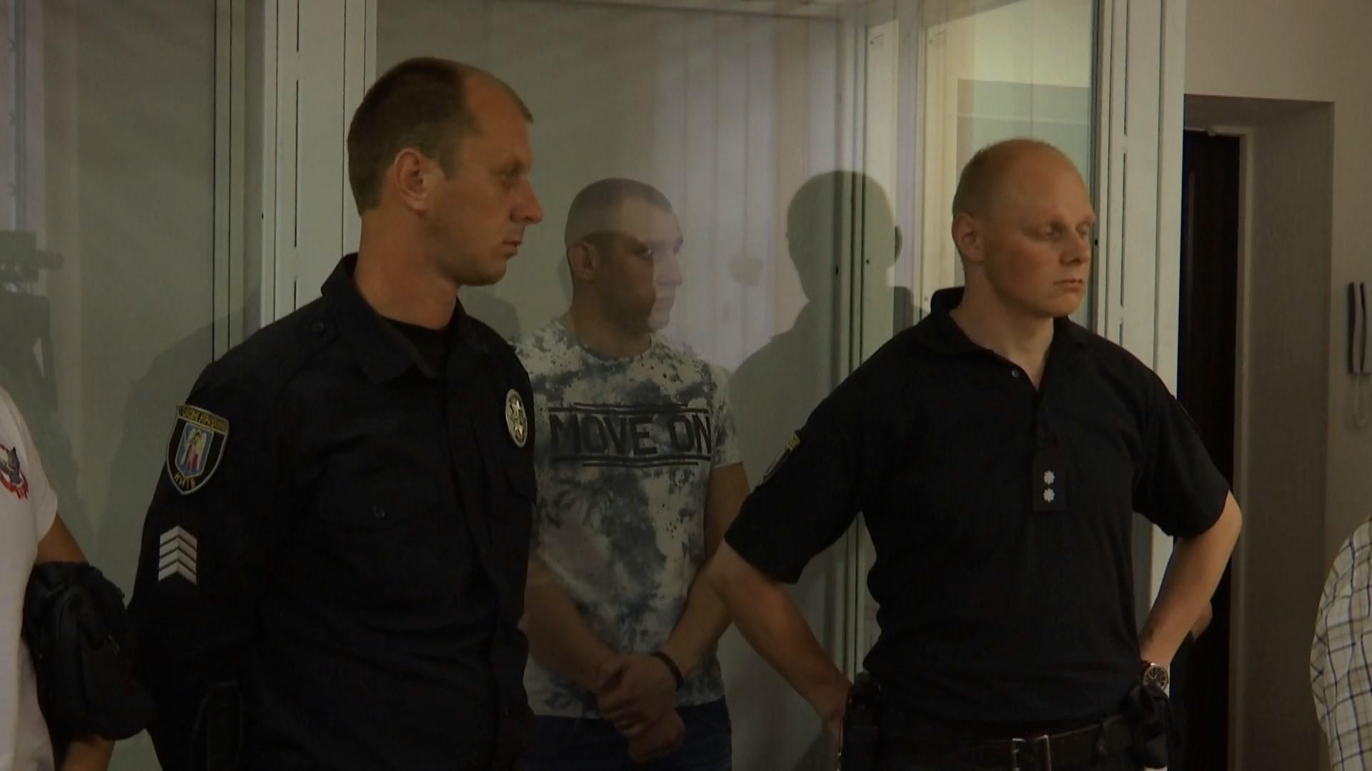 Суд обрав запобіжний захід екс-беркутівцю, підозрюваного у побиті "автомайданівців" Суд обрав запобіжний захід екс-беркутівцю, підозрюваного у побиті "автомайданівців"