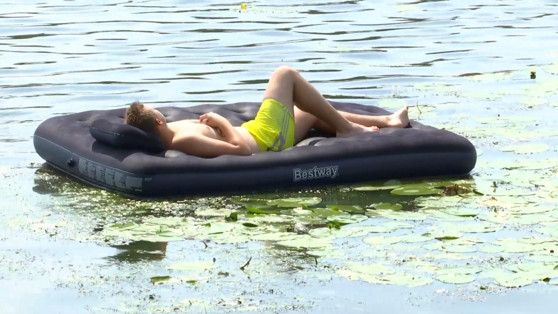 Чому не можна купатися на всіх київських пляжах Чому не можна купатися на всіх київських пляжах