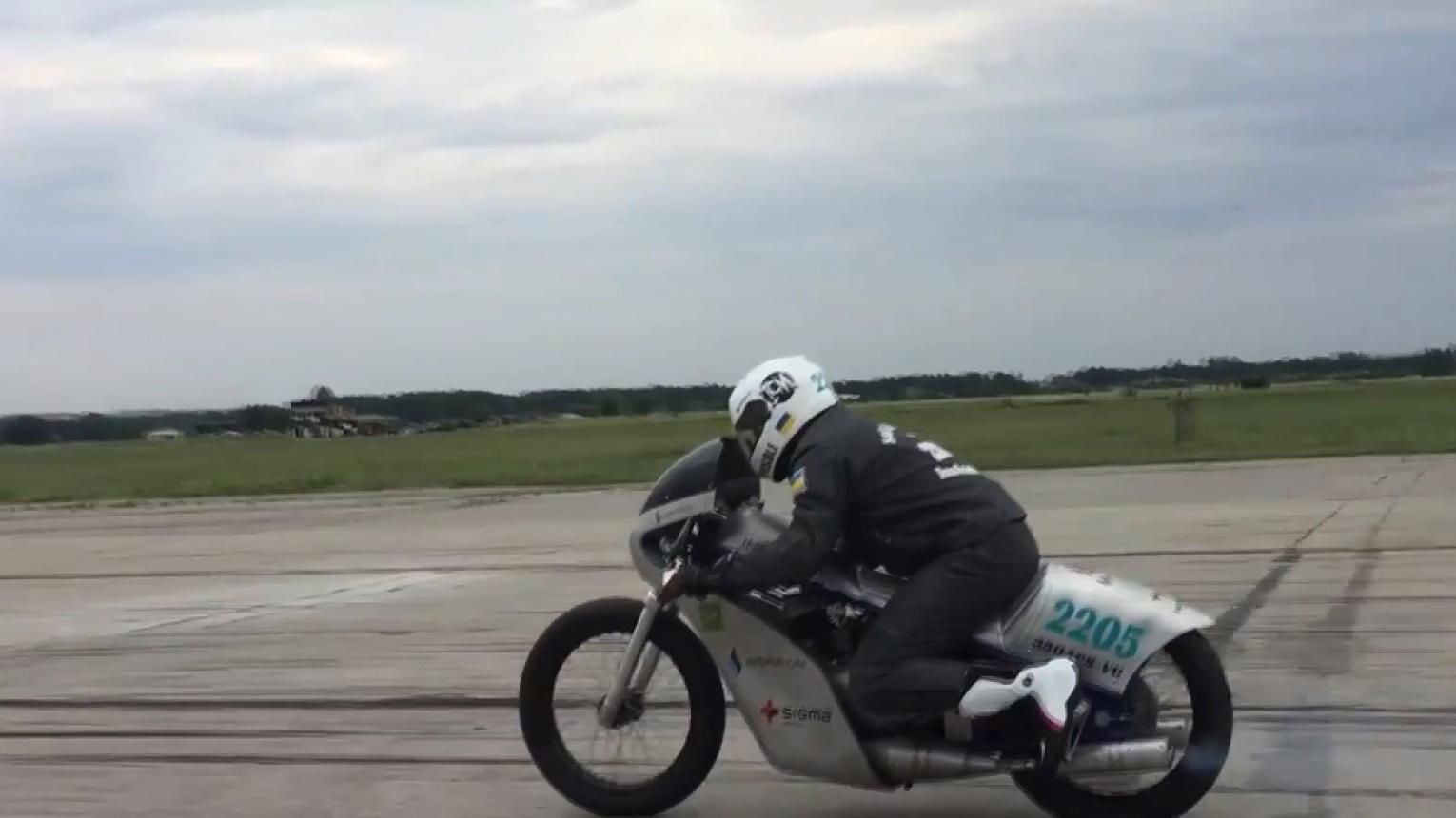Харківські мотоциклісти планують встановити світовий рекорд швидкості