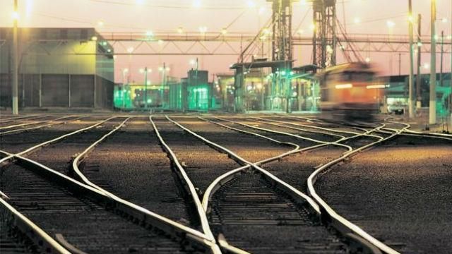 Дівчина поплатилась життям через навушники Дівчина поплатилась життям через навушники