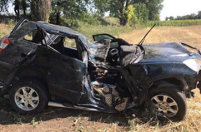 На Миколаївщині через вибоїну на дорозі загинула прокурор: опублікували фото На Миколаївщині через вибоїну на дорозі загинула прокурор: опублікували фото