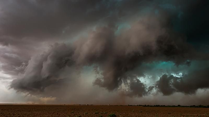В Україні штормове попередження у 8 областях 25 липня В Україні штормове попередження у 8 областях 25 липня