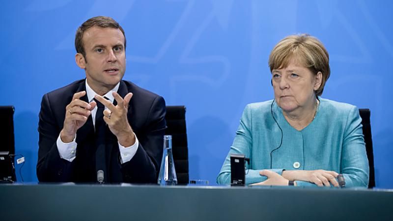 Макрон і Меркель: заява про припинення вогню на Донбасі Макрон і Меркель: заява про припинення вогню на Донбасі