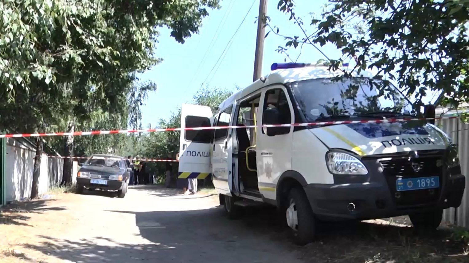 На Харьковщине неизвестные избили  семью пенсионеров