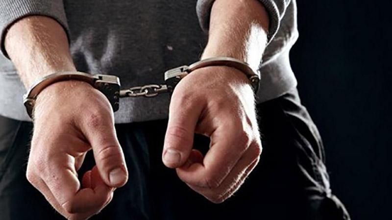 Двох терористів затримали на Донбасі Двох терористів затримали на Донбасі