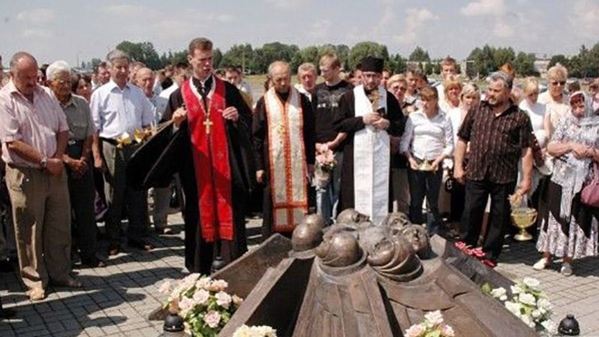 У Львові вшанували пам'ять жертв Скнилівської трагедії У Львові вшанували пам'ять жертв Скнилівської трагедії